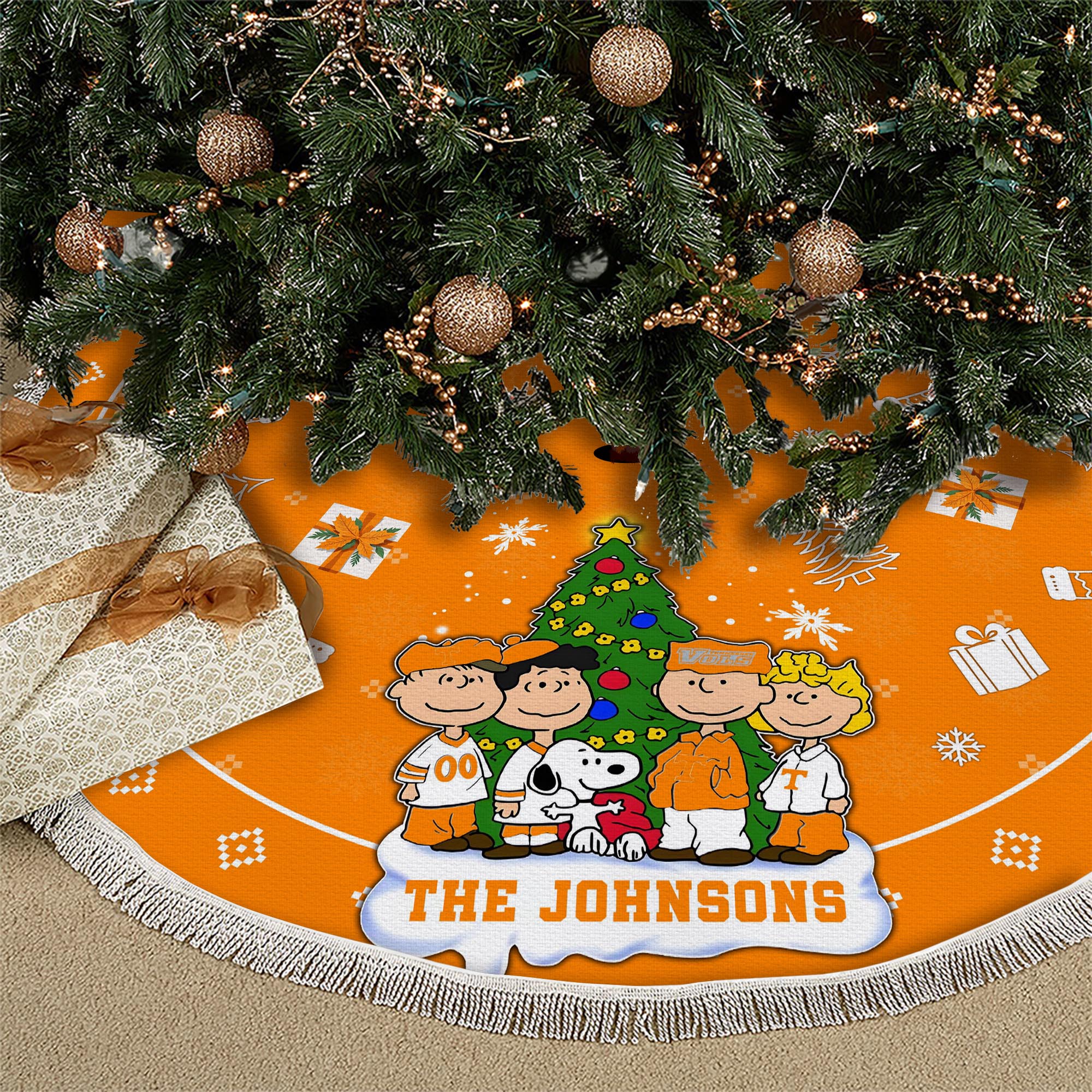 Tennessee Volunteers Tree Skirt Bordered Custom Family Name 2024 Version, Christmas Tree Skirt For Sport Fans, Christmas Decorations EHIVM-62777